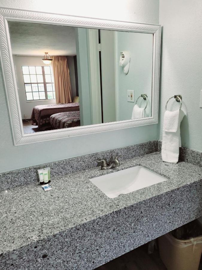 Best Price Motel & Suites Orange Εξωτερικό φωτογραφία