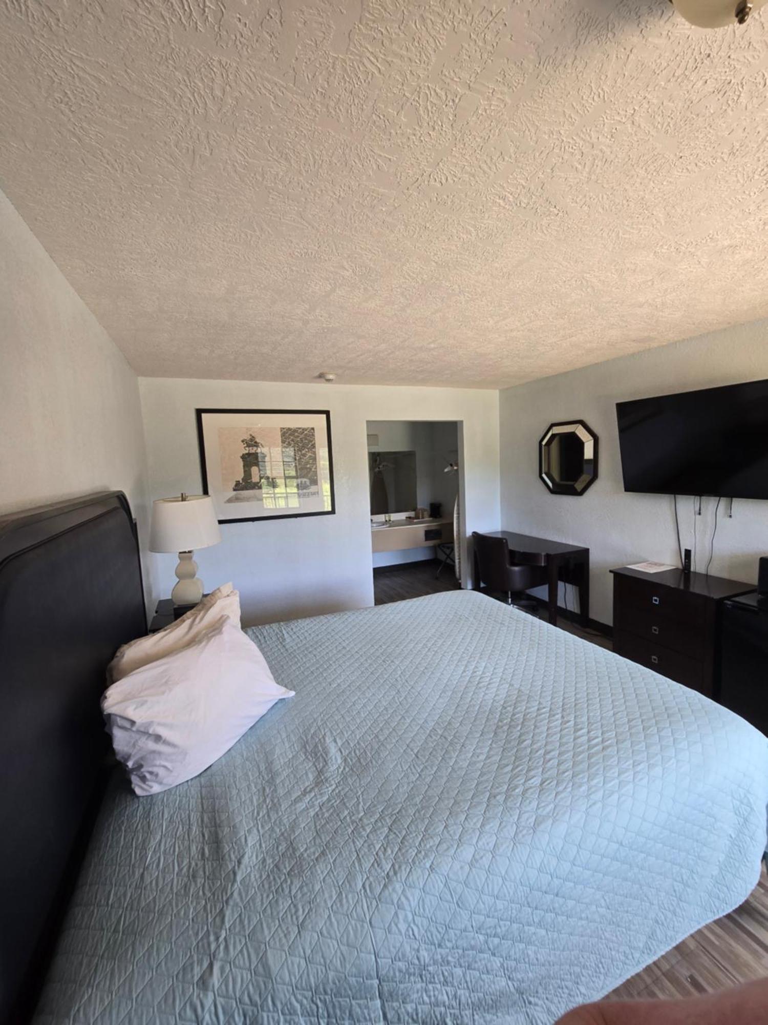 Best Price Motel & Suites Orange Εξωτερικό φωτογραφία
